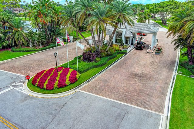 8216 Quail Meadow Trace, West Palm Beach, FL 33412