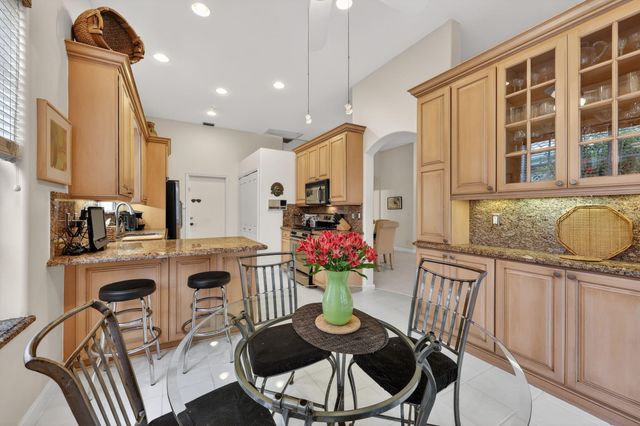 8216 Quail Meadow Trace, West Palm Beach, FL 33412