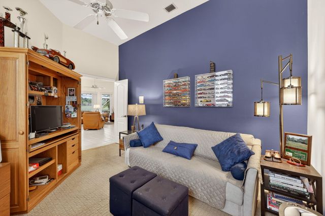 8216 Quail Meadow Trace, West Palm Beach, FL 33412