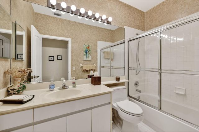 8216 Quail Meadow Trace, West Palm Beach, FL 33412