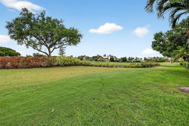8216 Quail Meadow Trace, West Palm Beach, FL 33412