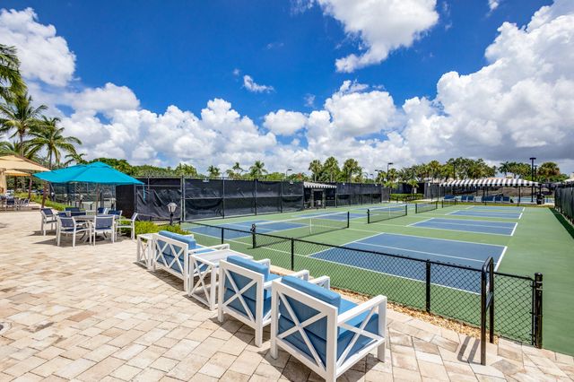 8216 Quail Meadow Trace, West Palm Beach, FL 33412