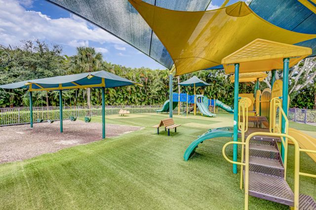 8216 Quail Meadow Trace, West Palm Beach, FL 33412