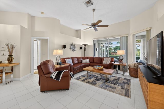 8216 Quail Meadow Trace, West Palm Beach, FL 33412