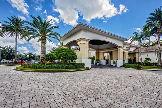 8216 Quail Meadow Trace, West Palm Beach, FL 33412