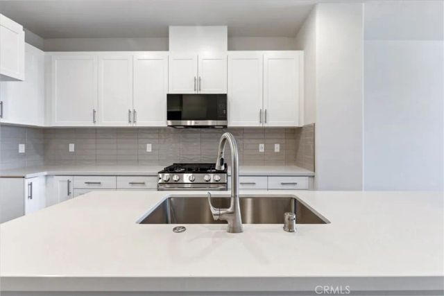 9810 Crossbay Loop 2503, Jurupa Valley, CA 92509