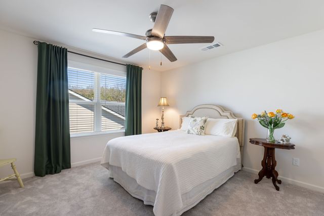 1467 Autumn Leaf Ln, Mount Juliet, TN 37122