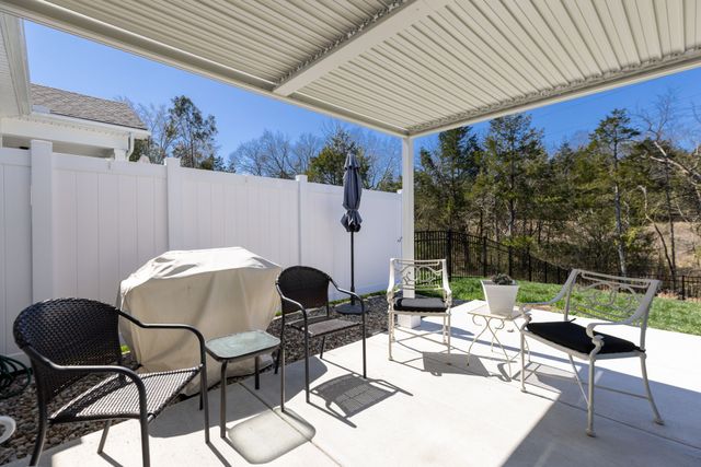 1467 Autumn Leaf Ln, Mount Juliet, TN 37122