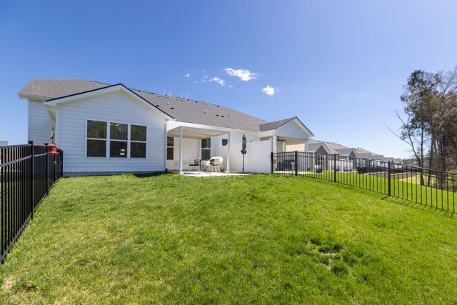 1467 Autumn Leaf Ln, Mount Juliet, TN 37122