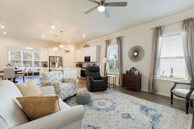 1467 Autumn Leaf Ln, Mount Juliet, TN 37122
