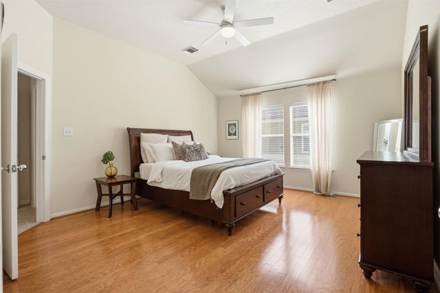 1250 W 18th Street, Houston, TX 77008