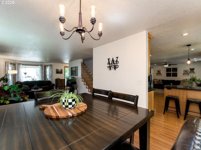 16094 Sw SNAPDRAGON Ln, Portland, OR 97223