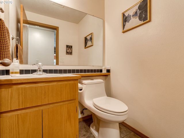 16094 Sw SNAPDRAGON Ln, Portland, OR 97223