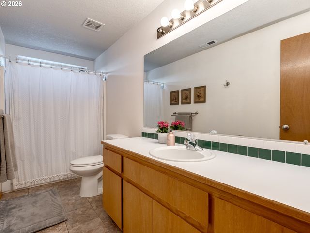 16094 Sw SNAPDRAGON Ln, Portland, OR 97223