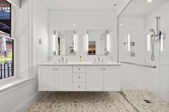 6 Claremont Park 1, Boston, MA 02118