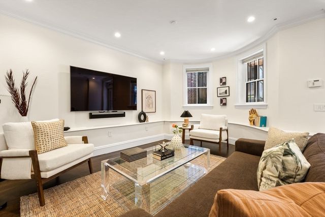 6 Claremont Park 1, Boston, MA 02118