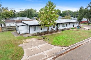 121-127 W 31st St N, Wichita, KS 67204