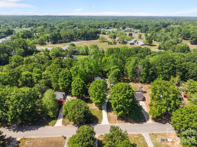 924 Cameron Court, Monroe, NC 28112