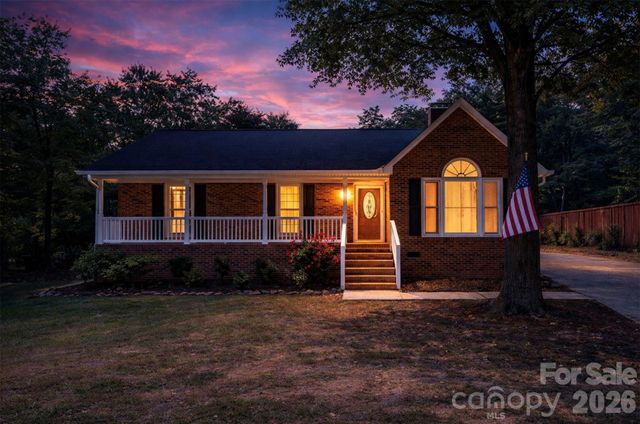 924 Cameron Court, Monroe, NC 28112