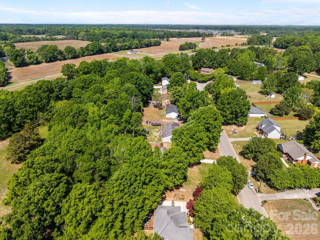 924 Cameron Court, Monroe, NC 28112