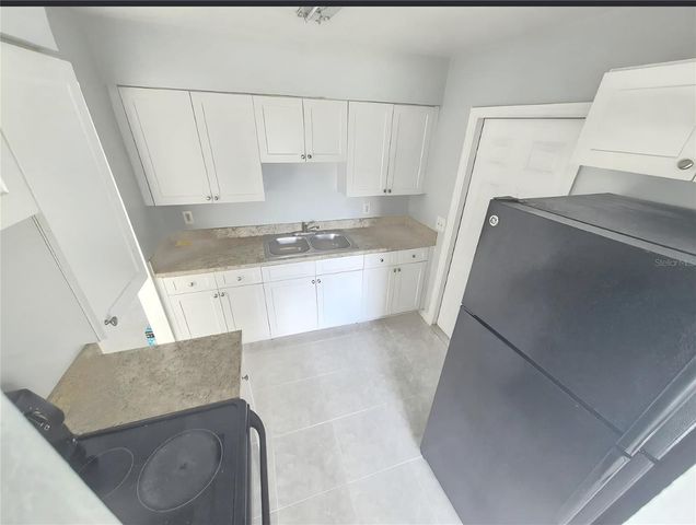 2418 WISHING WELL CIRCLE, Tampa, FL 33619