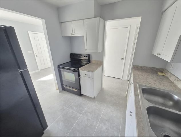 2418 WISHING WELL CIRCLE, Tampa, FL 33619