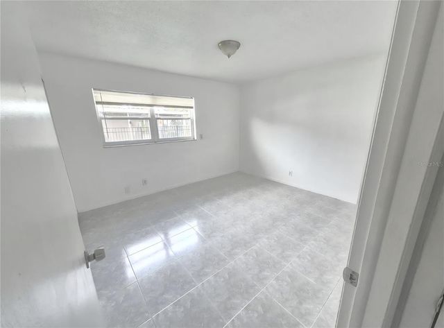 2418 WISHING WELL CIRCLE, Tampa, FL 33619