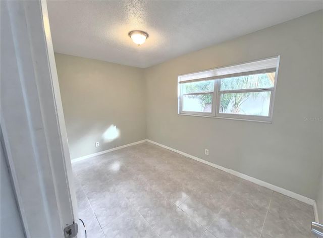 2418 WISHING WELL CIRCLE, Tampa, FL 33619