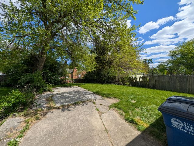 1706 Perth Street, Toledo, OH 43607