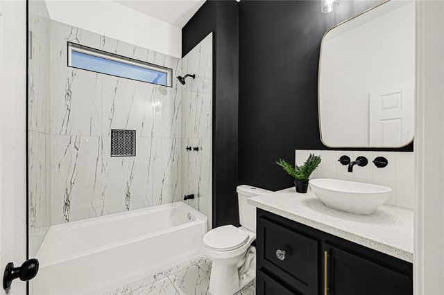 1121 Peter Pine Street, Huffman, TX 77336