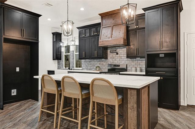 1121 Peter Pine Street, Huffman, TX 77336