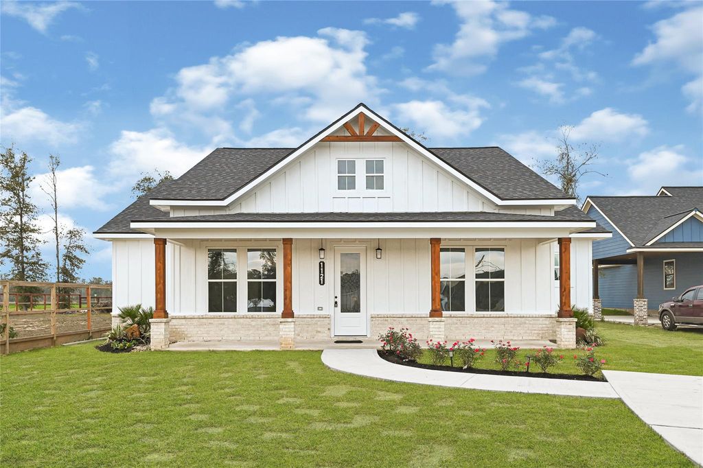 1121 Peter Pine Street, Huffman, TX 77336