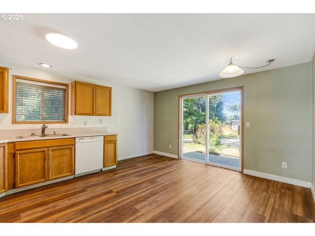17304 Ne 3RD Cir, Vancouver, WA 98684