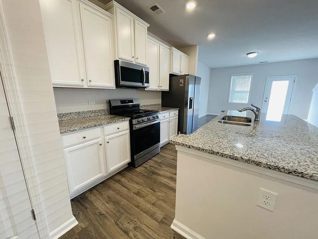 404 Laurel Park Drive, Greenville, SC 29607
