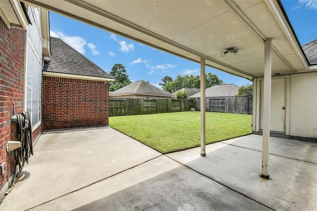 19423 Atasca Oaks Drive, Humble, TX 77346
