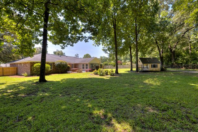 1025 Waterway Drive, Sumter, SC 29154