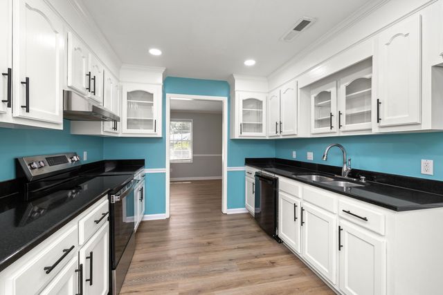 1025 Waterway Drive, Sumter, SC 29154
