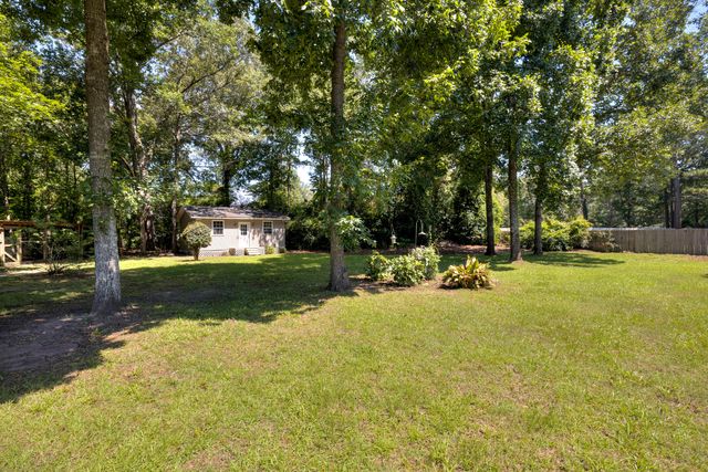 1025 Waterway Drive, Sumter, SC 29154