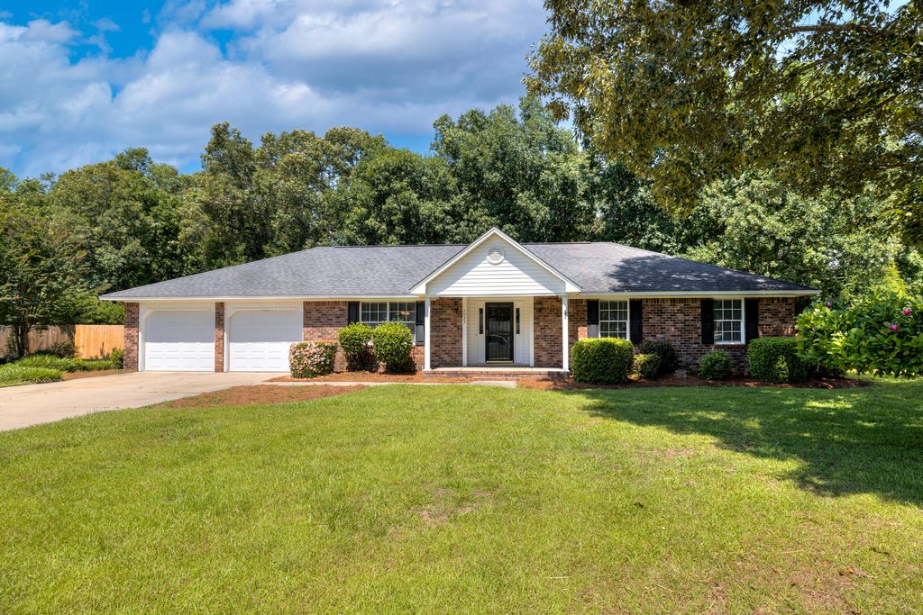 1025 Waterway Drive, Sumter, SC 29154