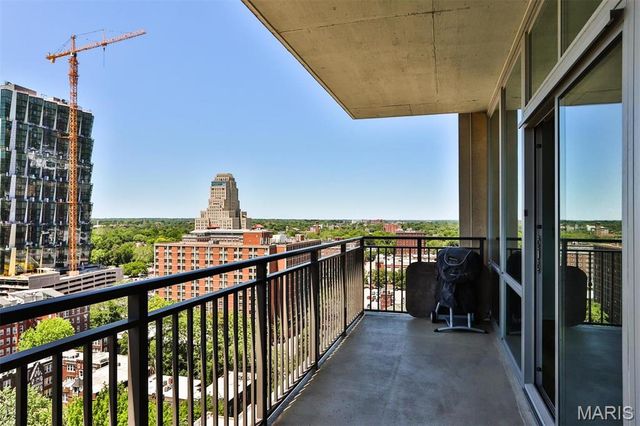 4909 Laclede Avenue 1606, St Louis, MO 63108