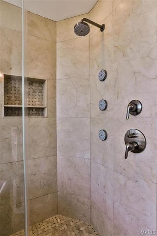 4909 Laclede Avenue 1606, St Louis, MO 63108