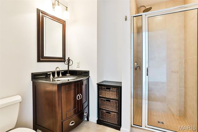 4909 Laclede Avenue 1606, St Louis, MO 63108