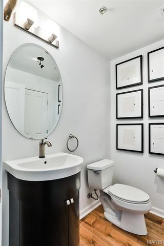 4909 Laclede Avenue 1606, St Louis, MO 63108