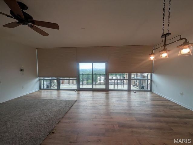 4909 Laclede Avenue 1606, St Louis, MO 63108