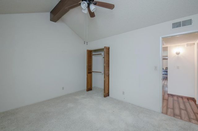 6271 N Prospect Avenue, Fresno, CA 93711