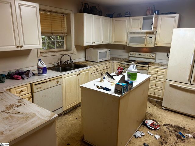 2 Wheat Cressing Court, Greenville, SC 29607