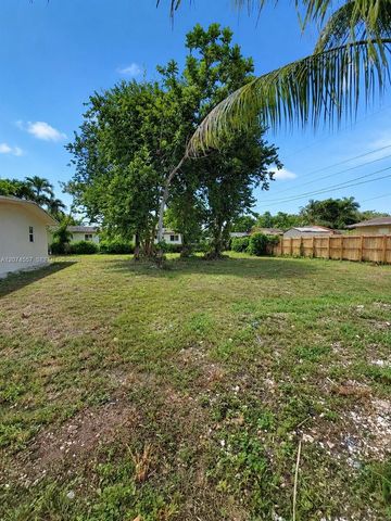 980 NW 13th Street, Homestead, FL 33030