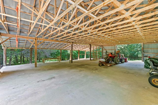 269 W Pleasant Valley Rd., Greenbrier, AR 72058
