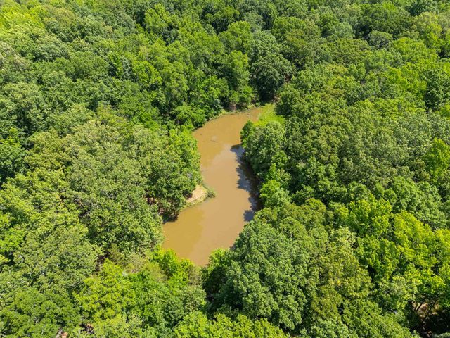 269 W Pleasant Valley Rd., Greenbrier, AR 72058