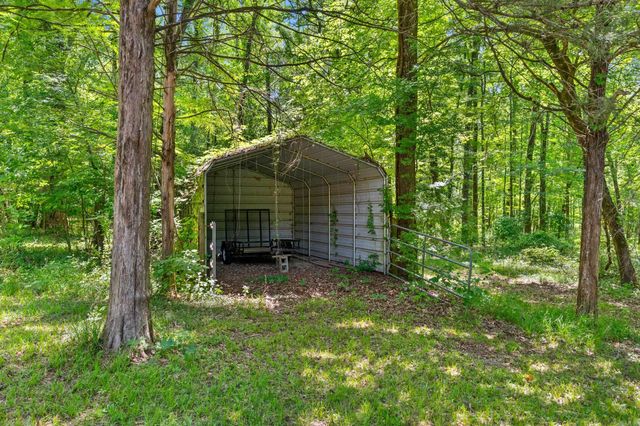 269 W Pleasant Valley Rd., Greenbrier, AR 72058